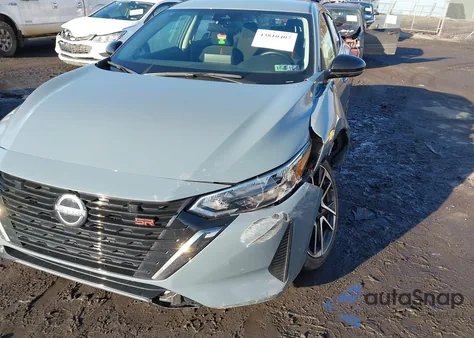 2024 Nissan Sentra Sr Xtronic Cvt z USA, uszkodzony, nr VIN 3N1AB8DV5RY262069